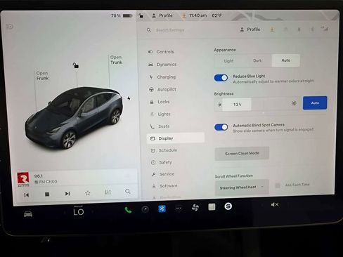Used 2022 Tesla Model Y Long Range AWD/4WD image 41