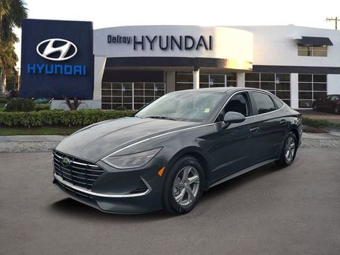 Certified 2023 Hyundai Sonata SE w/ Preferred Accessory Package FWD image 3
