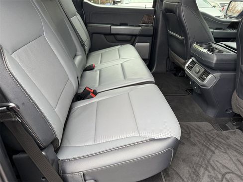 Used 2023 Ford F150 Lightning Lariat image 16