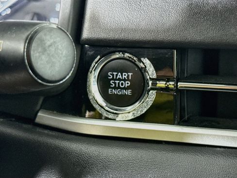 Used 2022 Mitsubishi Outlander ES FWD image 19