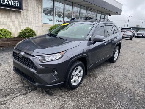Used 2019 Toyota RAV4 XLE w/ All Weather Liner Package AWD/4WD image 2