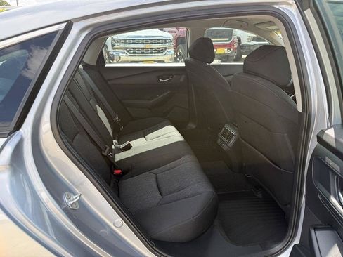 Used 2025 Honda Accord LX image 8