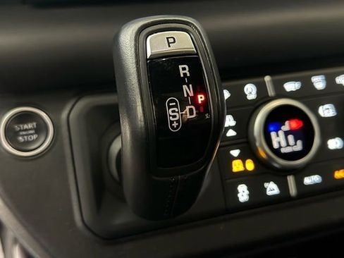 Used 2020 Land Rover Defender 110 X image 38