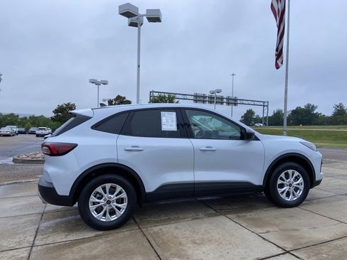 Used 2025 Ford Escape Active image 11