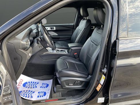 Used 2020 Ford Explorer ST w/ Premium Technology Package AWD/4WD image 4