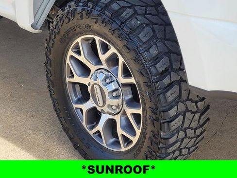 Used 2022 Ford F250 Lariat w/ Lariat Ultimate Package image 9