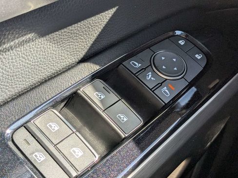 Used 2024 Nissan Pathfinder Platinum w/ Cargo Package FWD image 27