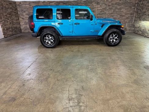 Used 2019 Jeep Wrangler Unlimited Rubicon w/ Dual Top Group AWD/4WD image 10