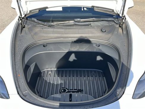 Used 2023 Tesla Model 3 Performance image 20