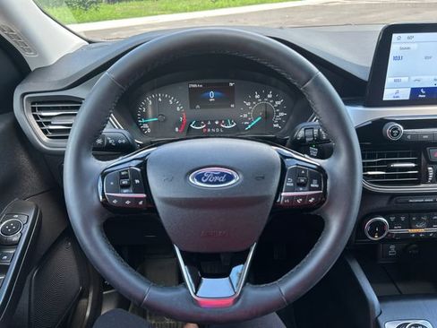 Used 2022 Ford Escape SEL AWD/4WD image 21