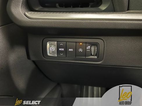 Used 2026 Chevrolet Traverse LT w/ Driver Confidence Package AWD/4WD image 10