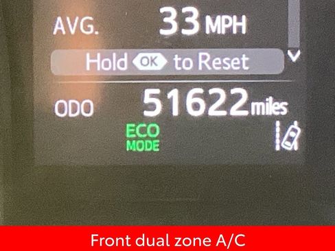 Used 2024 Toyota Camry SE image 4