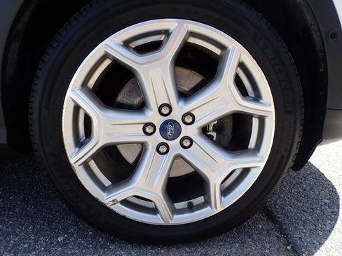 Used 2019 Ford Escape Titanium AWD/4WD image 7