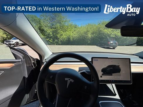 Used 2024 Tesla Model Y Performance AWD/4WD image 15