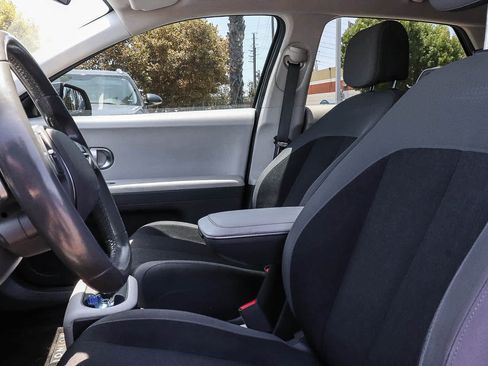 Used 2024 Hyundai Ioniq 5 SE RWD image 24