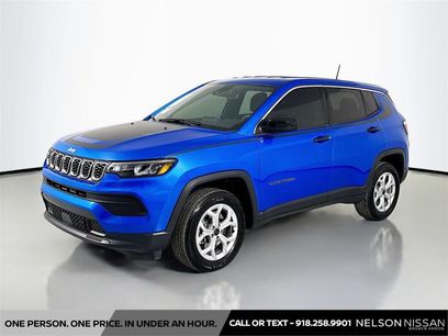 Used 2025 Jeep Compass Sport w/ Mopar Graphics Package
