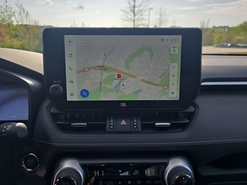 Used 2025 Toyota RAV4 Limited w/ Advanced Technology Package image 24