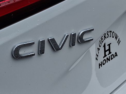 Used 2025 Honda Civic Sport Touring image 32