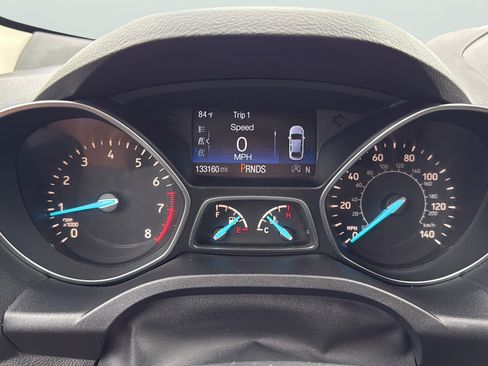 Used 2017 Ford Escape SE w/ Equipment Group 201A AWD/4WD image 21