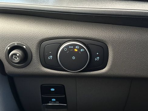 New 2026 Ford Transit 350 148 Medium Roof w/ Load Area Protection Package RWD image 26