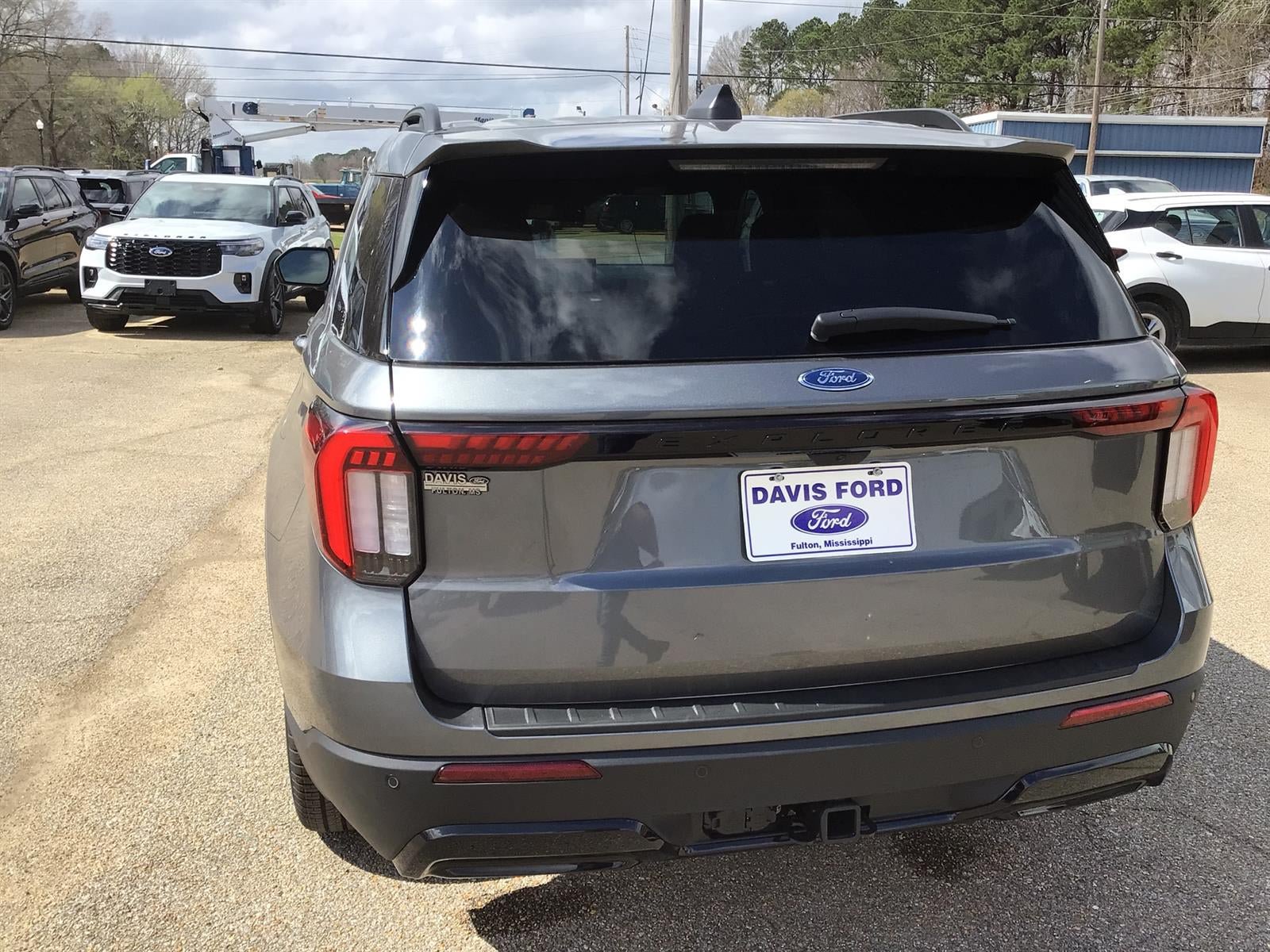 New 2026 Ford Explorer ST-Line w/ ST-Line Street Pack RWD image 10