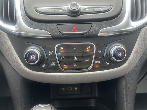 Used 2019 Chevrolet Equinox LT image 20