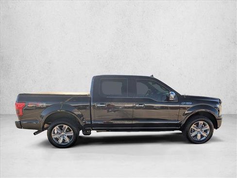 Used 2018 Ford F150 Platinum w/ Equipment Group 701A Luxury image 4