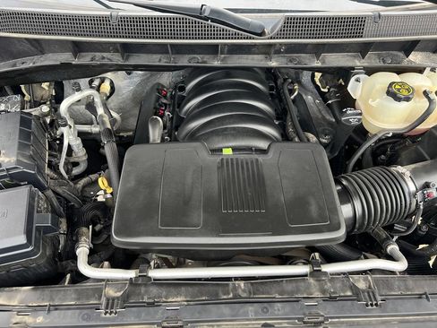 Used 2020 Chevrolet Silverado 1500 Custom Trail Boss w/ Custom Convenience Package AWD/4WD image 41