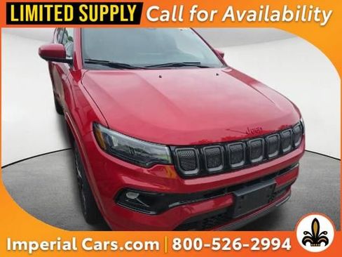 Used 2022 Jeep Compass Limited AWD/4WD image 1