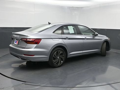 Used 2019 Volkswagen Jetta SEL Premium FWD image 23