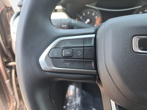 Certified 2022 Jeep Compass Latitude AWD/4WD image 17