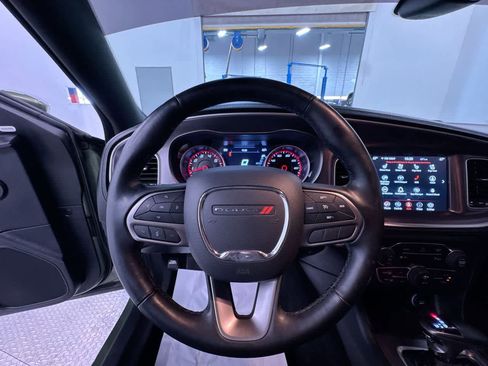 Used 2021 Dodge Charger SXT w/ Plus Group RWD image 15