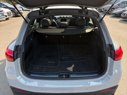 Used 2025 Mercedes-Benz GLC 43 AMG 4MATIC image 15