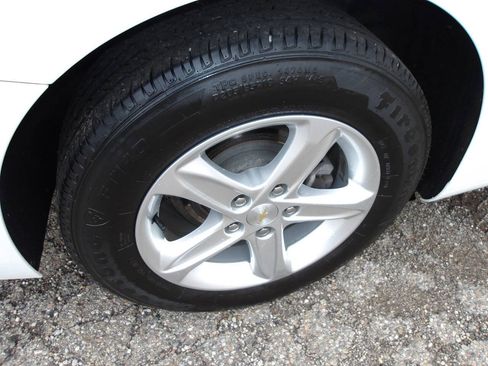Used 2021 Chevrolet Malibu LS FWD image 30