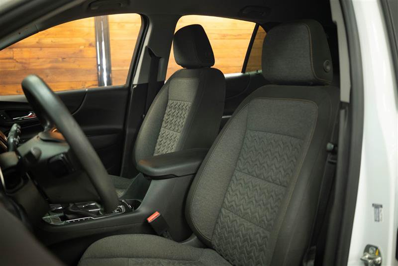 Used 2023 Chevrolet Equinox LT w/ LPO, Floor Liner Package AWD/4WD image 10