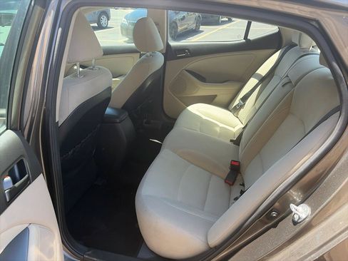 Used 2013 Kia Optima LX FWD image 15