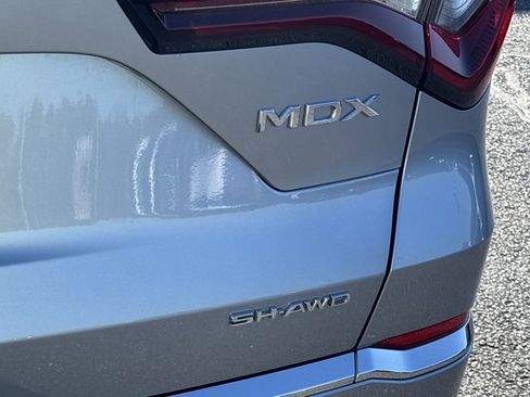 Used 2025 Acura MDX w/ Advance Package image 5