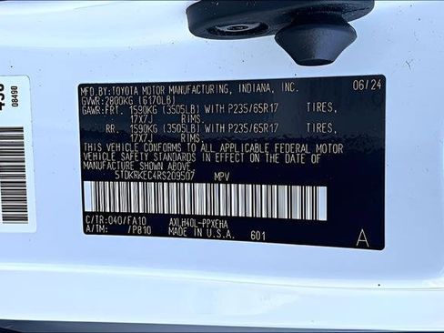 Used 2024 Toyota Sienna LE image 58