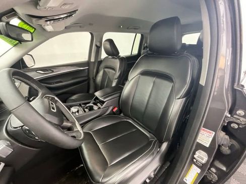 Used 2023 Jeep Grand Cherokee L Limited AWD/4WD image 13