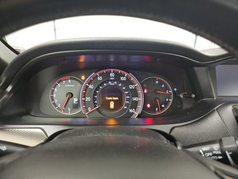 Used 2017 Honda Accord Touring image 22