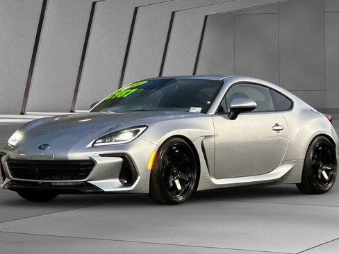 Used 2024 Subaru BRZ Premium image 8
