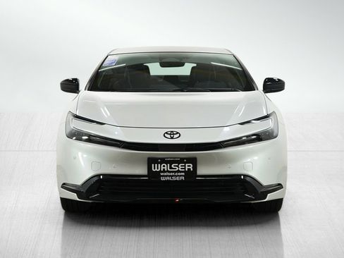 Used 2025 Toyota Prius AWD image 8
