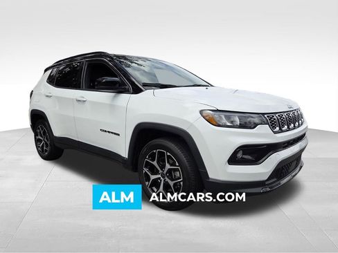 Used 2025 Jeep Compass Limited AWD/4WD image 1