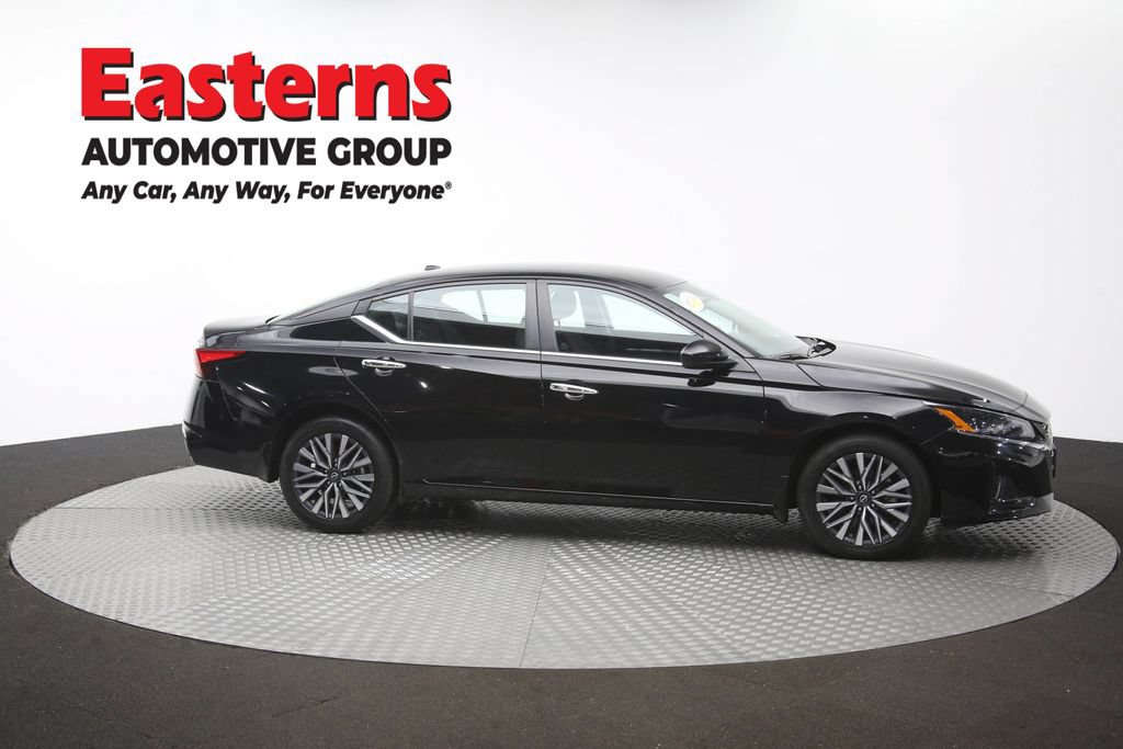 Used 2023 Nissan Altima 2.5 SV AWD/4WD image 47