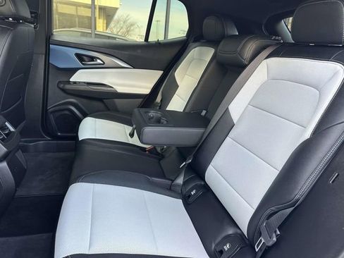 Used 2025 Chevrolet Equinox EV LT image 15