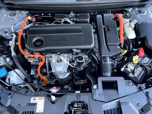 Used 2023 Honda Accord Sport image 8