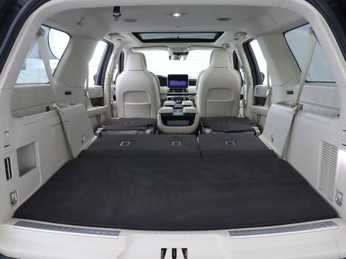 Used 2020 Lincoln Navigator L Reserve w/ Luxury Package AWD/4WD image 53