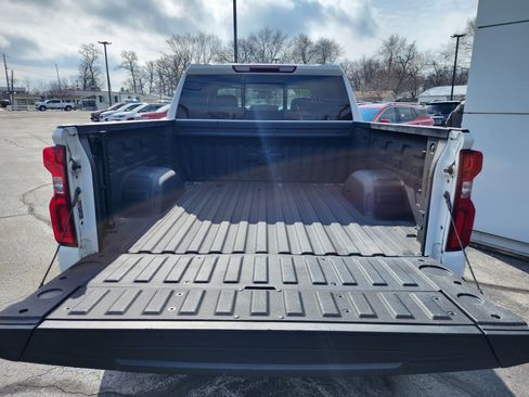 Used 2023 Chevrolet Silverado 1500 LTZ AWD/4WD image 6