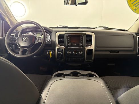 Used 2019 RAM 1500 Classic Warlock image 24