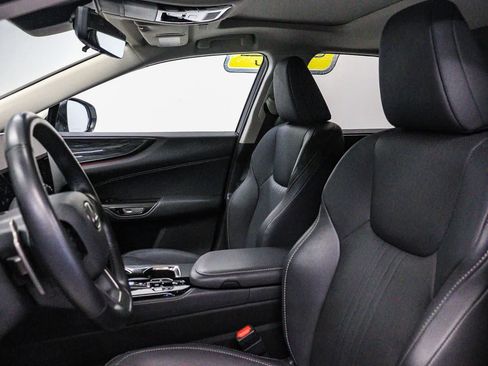 Certified 2025 Lexus NX 350h AWD w/ Accessory Package (2T) image 18